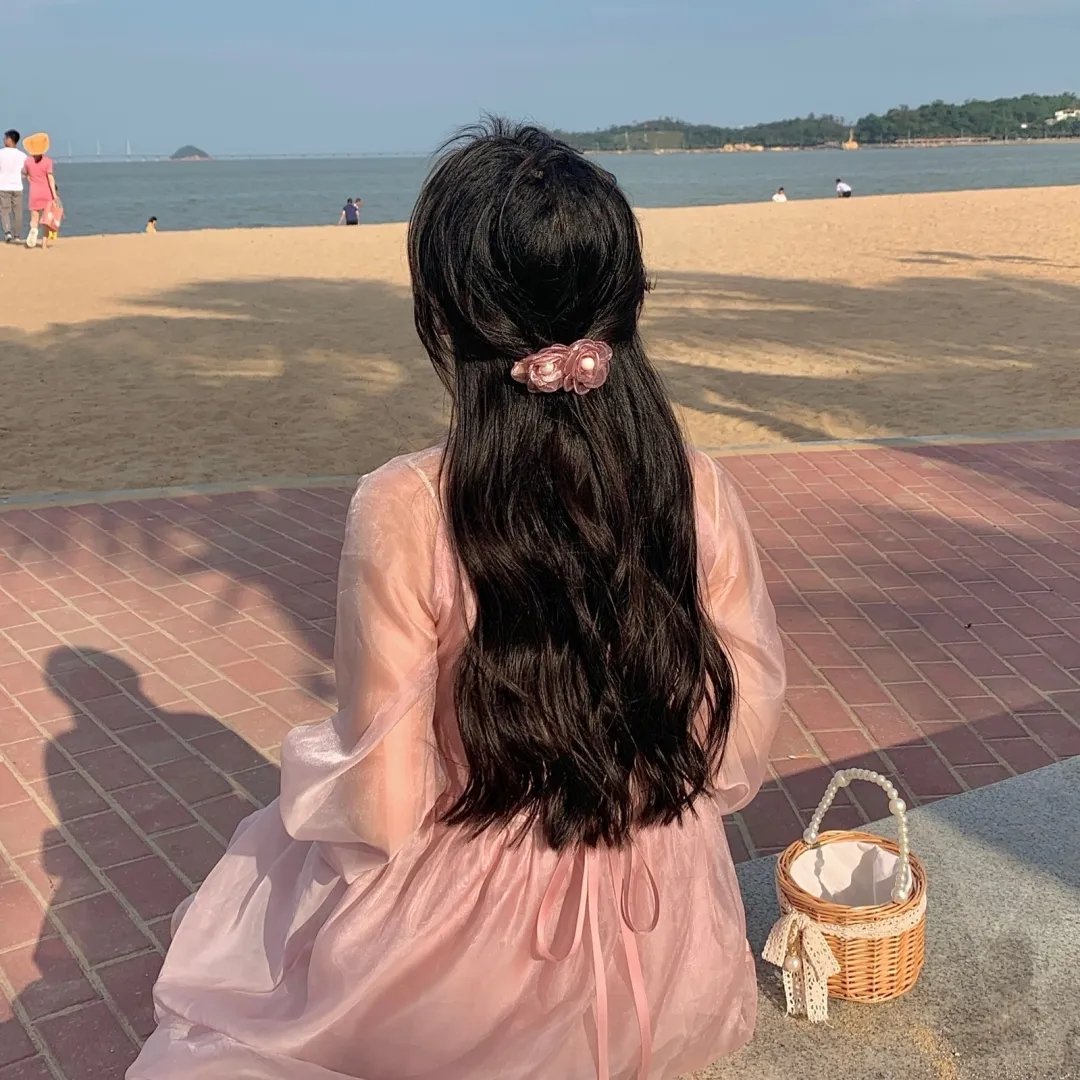 小姑回娘家带全村炫肉